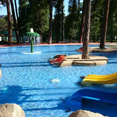 Готель Aluasun Park 4*