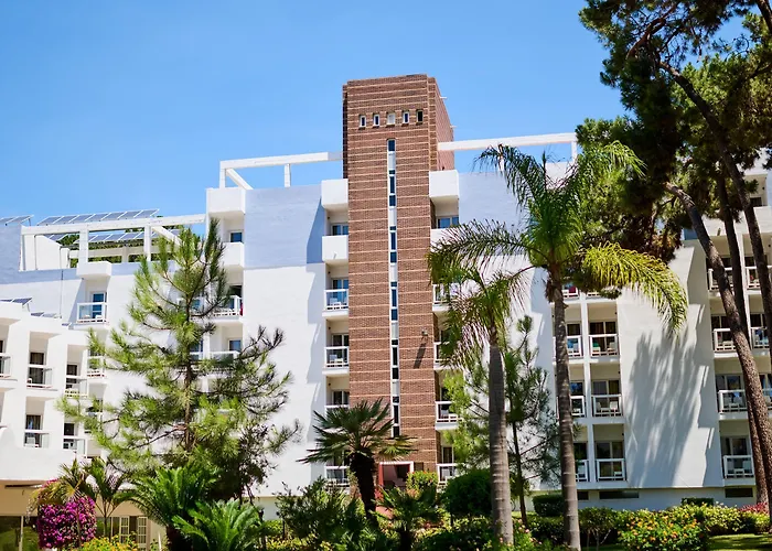 Отель Aluasun Park Марбелья