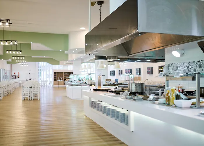 Отель Aluasun Park