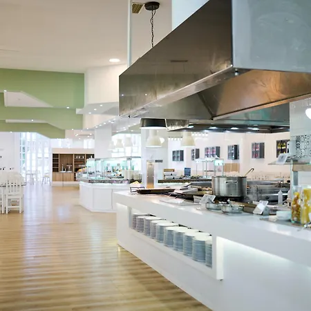 Готель Aluasun Park